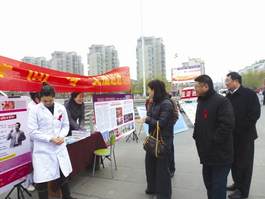 ��Ժ���롰���簬�̲��ա����������